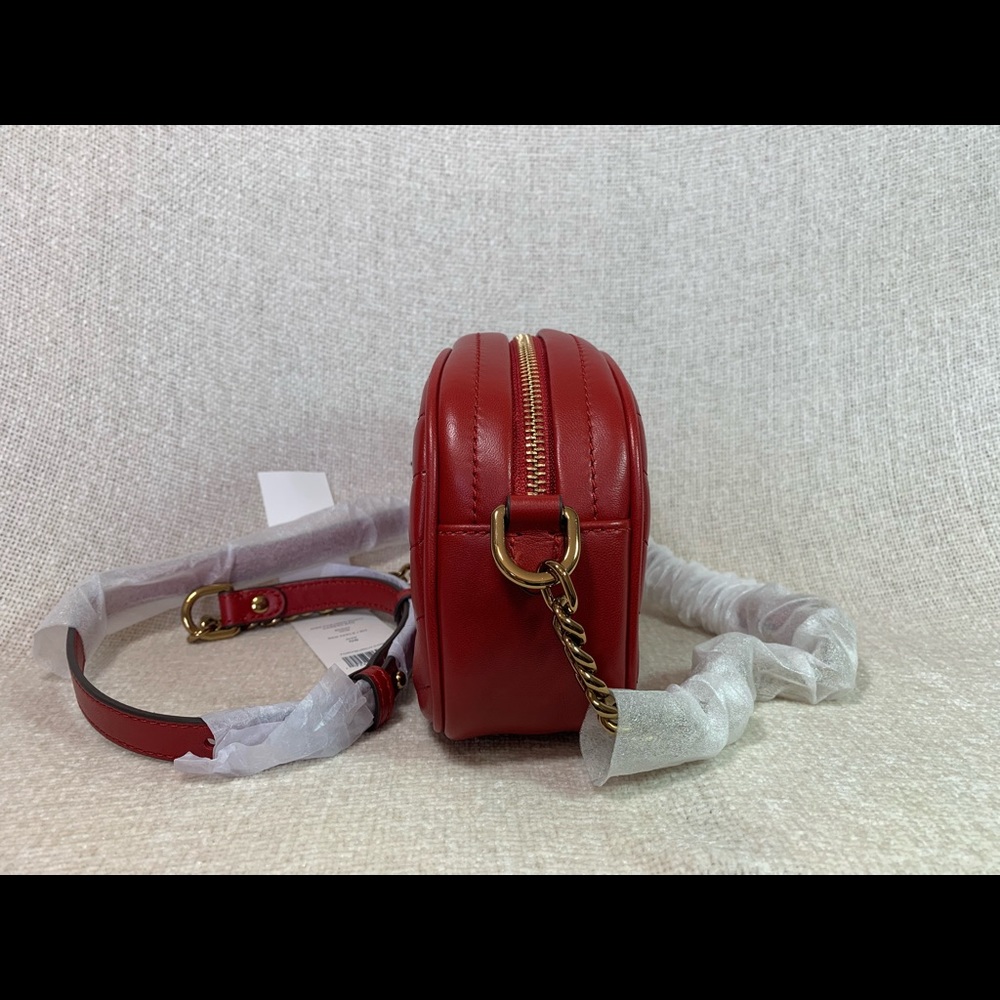 NEW Tory Burch Kira Chevron Red Apple Leather Small Camera Bag/Crossbody Bag - Picture 4 of 12